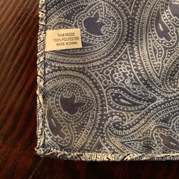Pocket Square - Picture 3 of 3